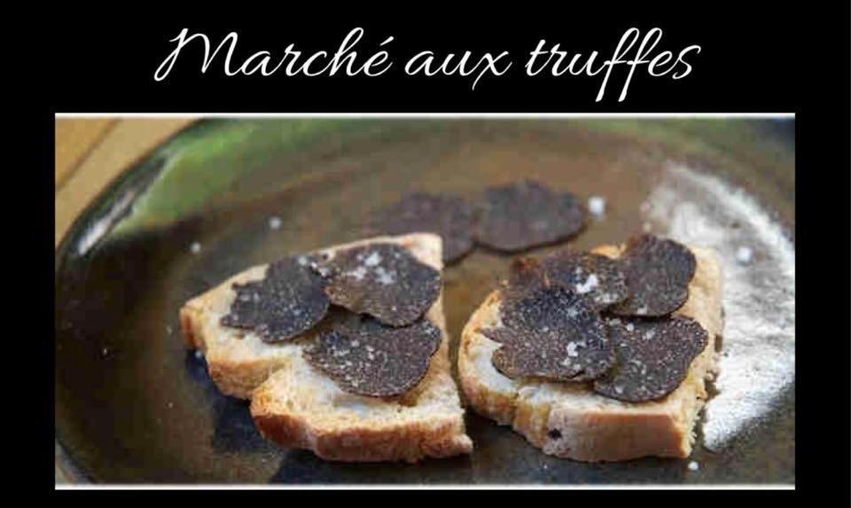 Roquebrune Saint-Alvère 外观 照片